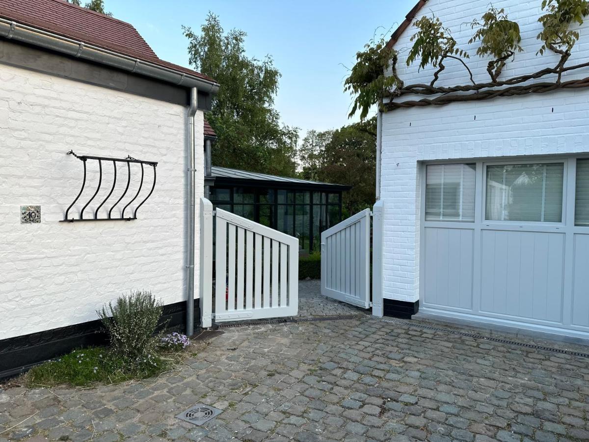 Le Cottage Lasne Exterior photo